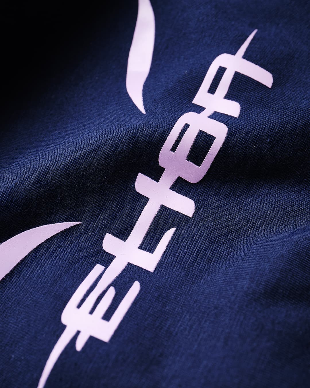 T-Shirt NARUTO X ELION SASUKE Bleu - Image 3