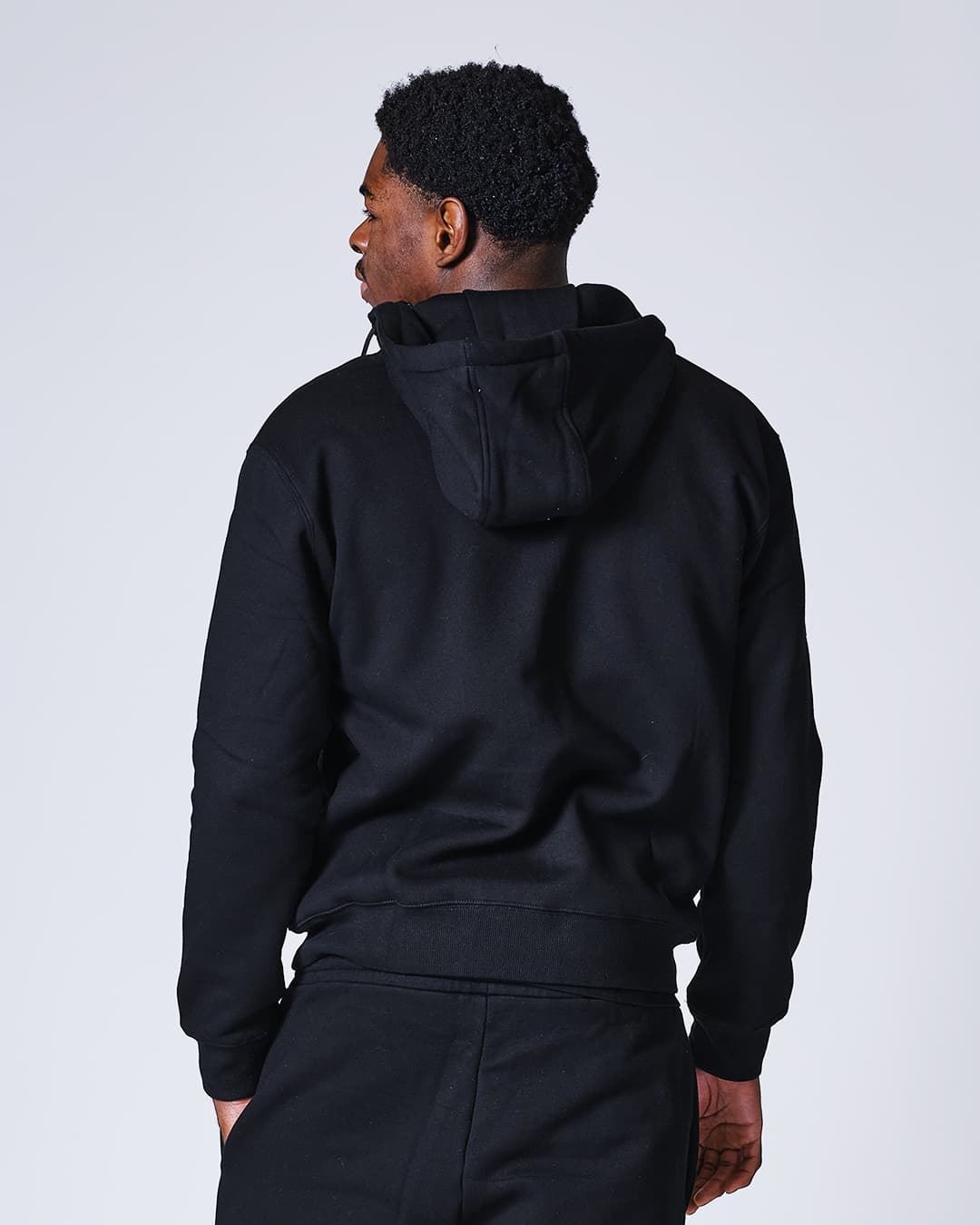 Sweatshirt à Capuche ELION Turenne Noir - Image 4