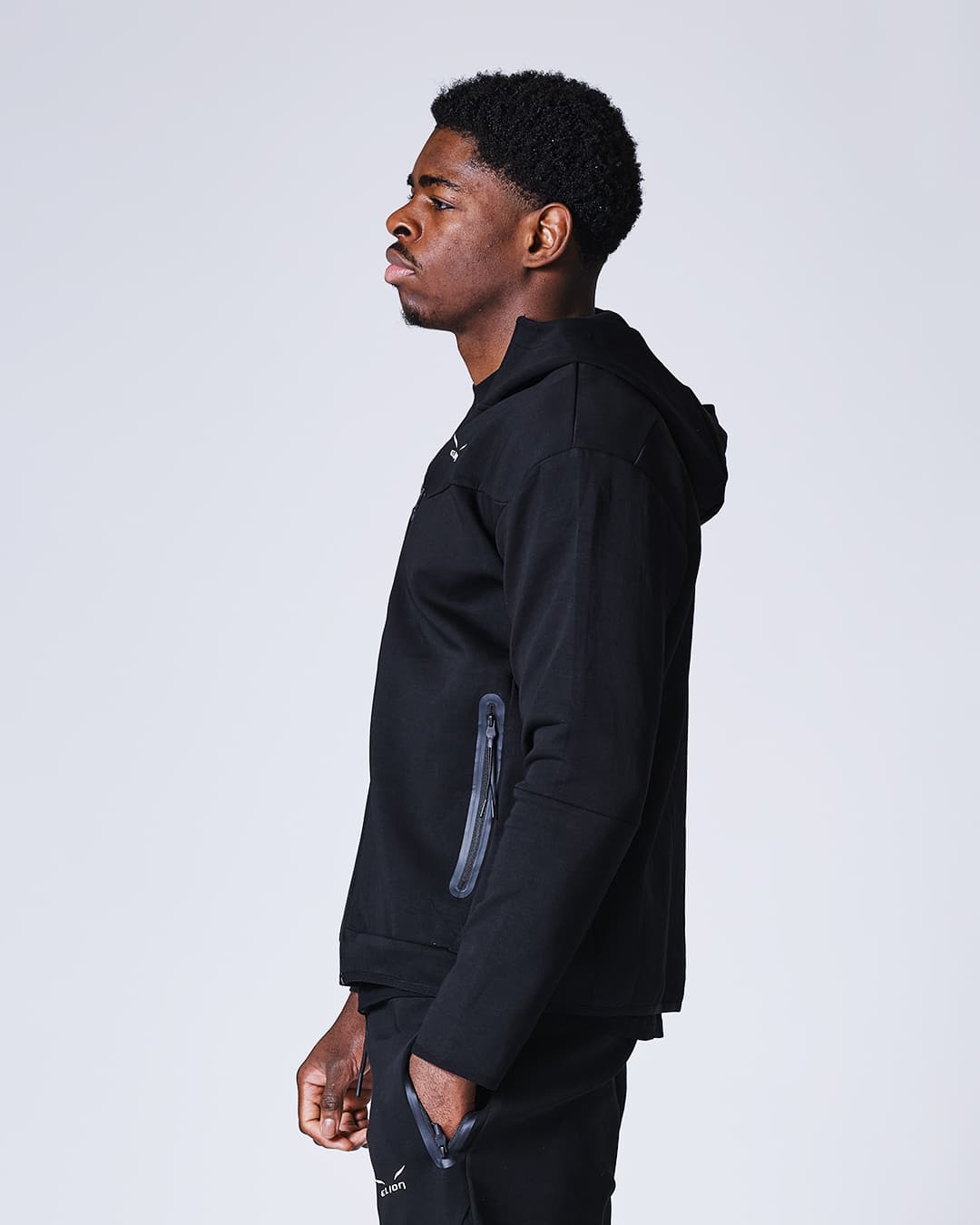 Sweatshirt à Capuche Zippé ELION Nazareth Noir - Image 2