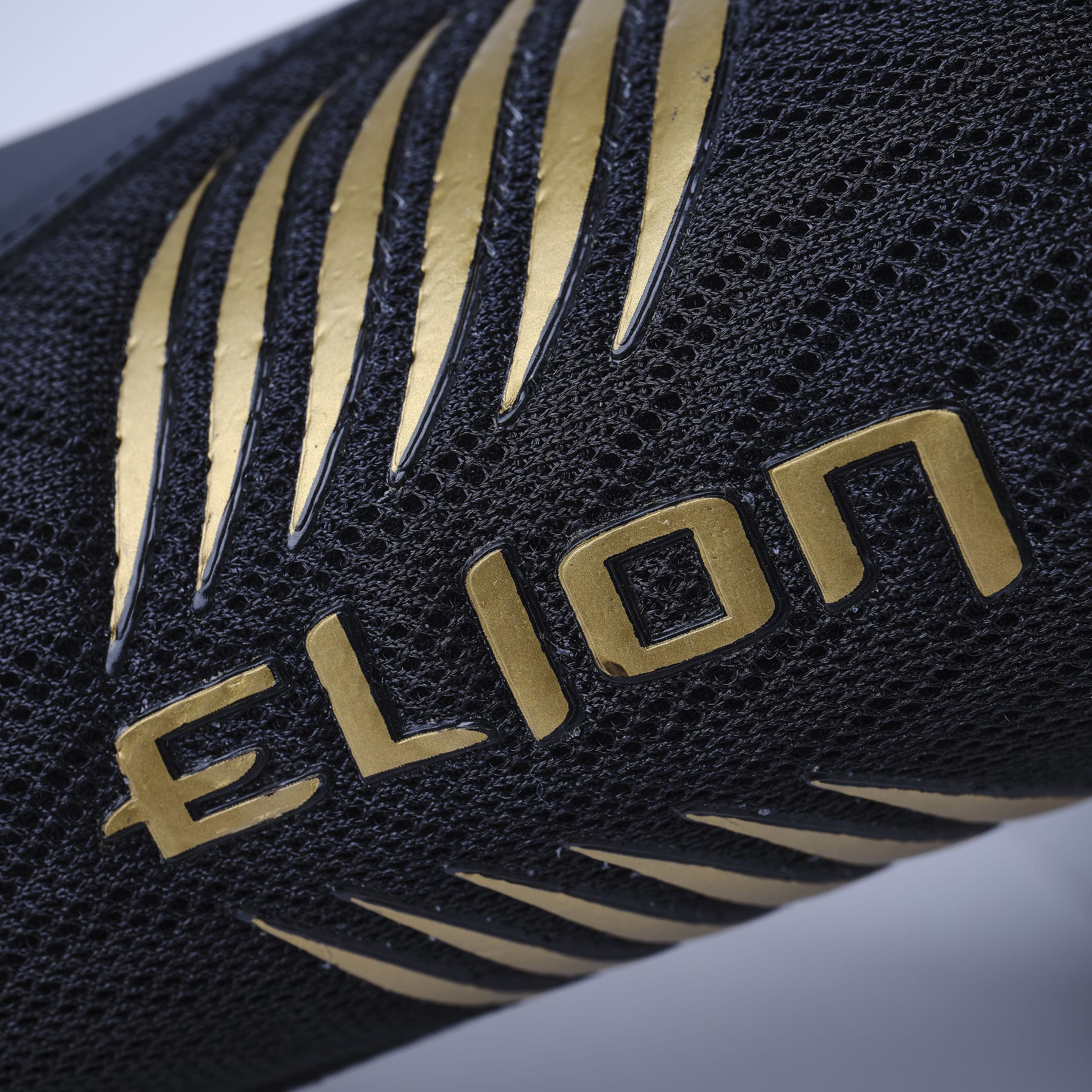 Chaussures de Boxe ELION Rapide Noir/Or Réfléchissantes - Image 8